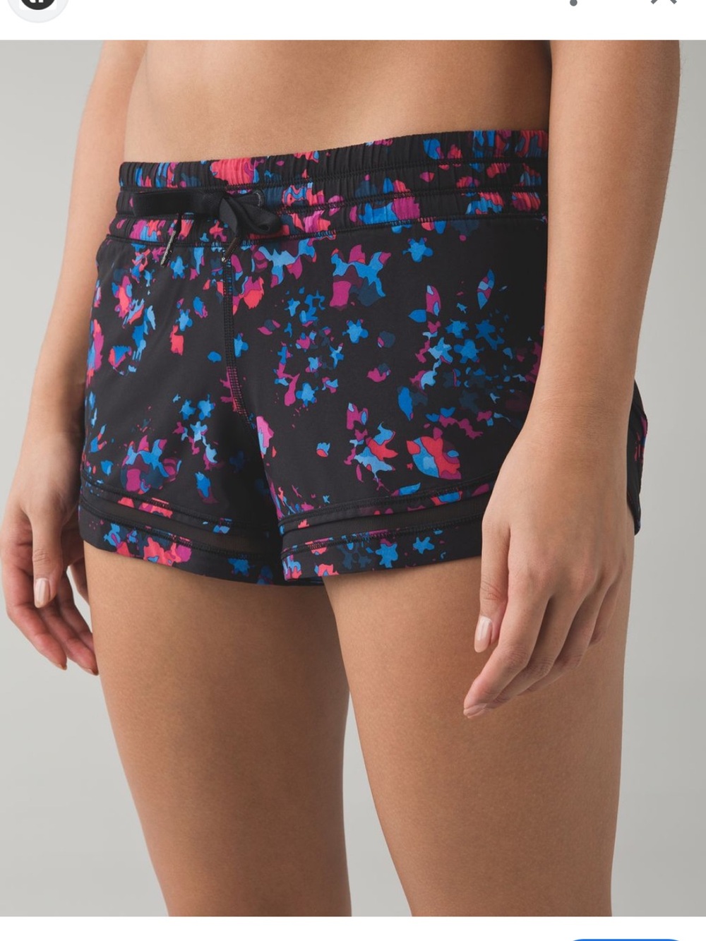 lululemon athletica low rise Make a Move Shorts with Pink & Blue Print, size 4
